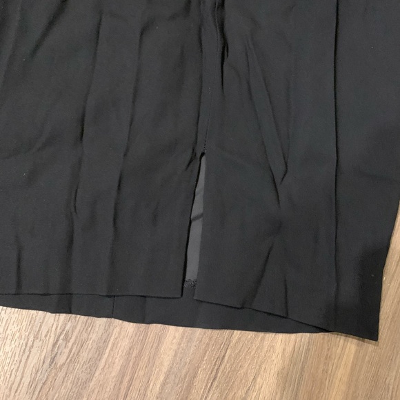 Beautiful Elegant Dress - Picture 4 of 5